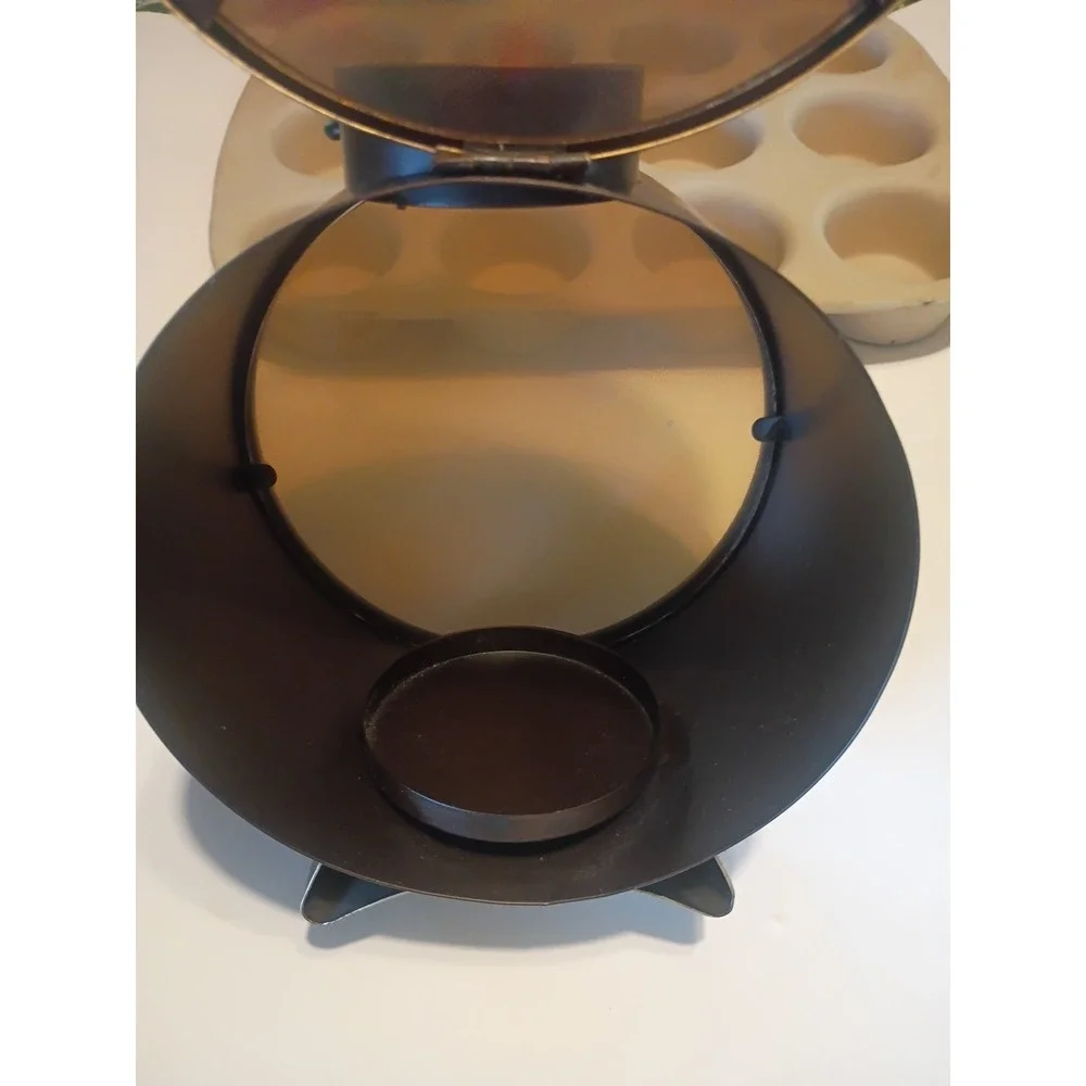 Woodwick porthole lattern